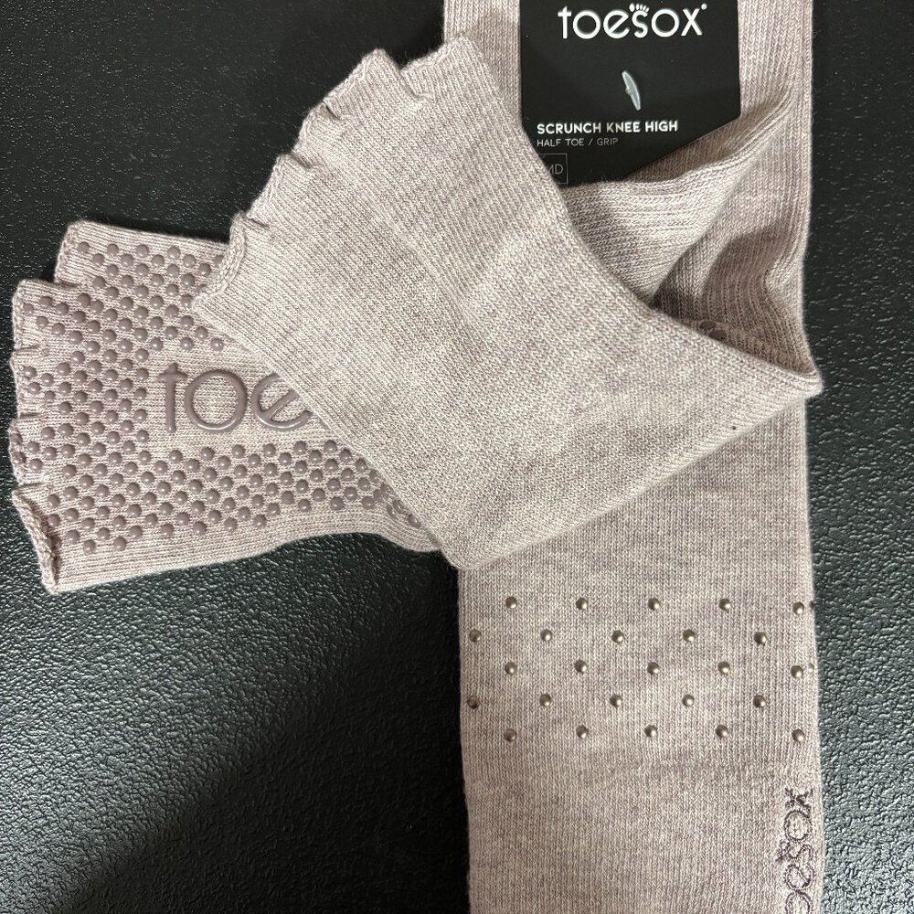 kneehigh/opentoe grip Toesox